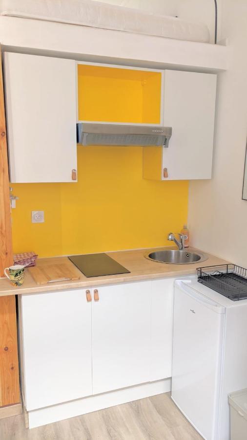 דירות פואה Modern Loft Down Town מראה חיצוני תמונה